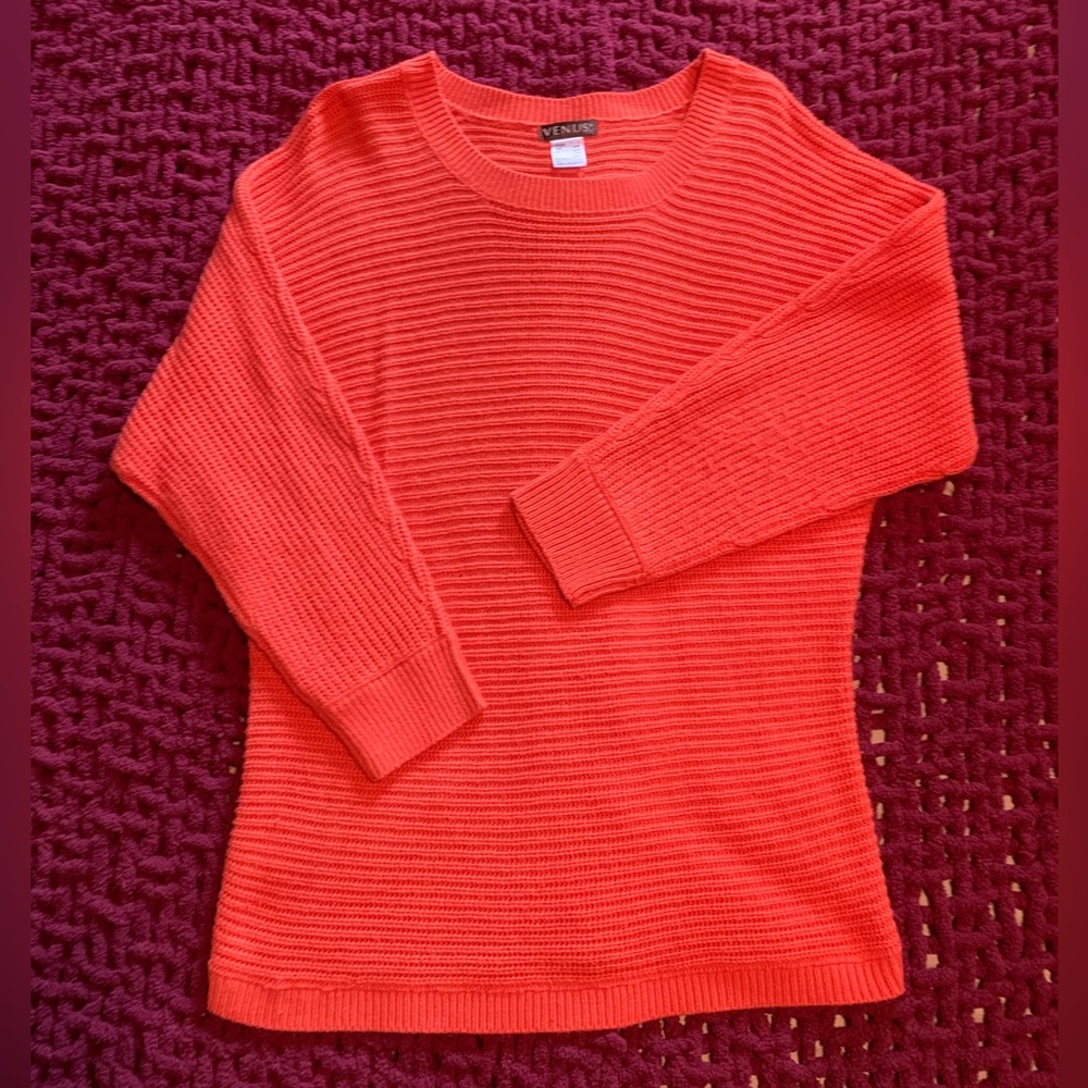 VENUS Orange Crew Neck Sweater with Ribbed Texture